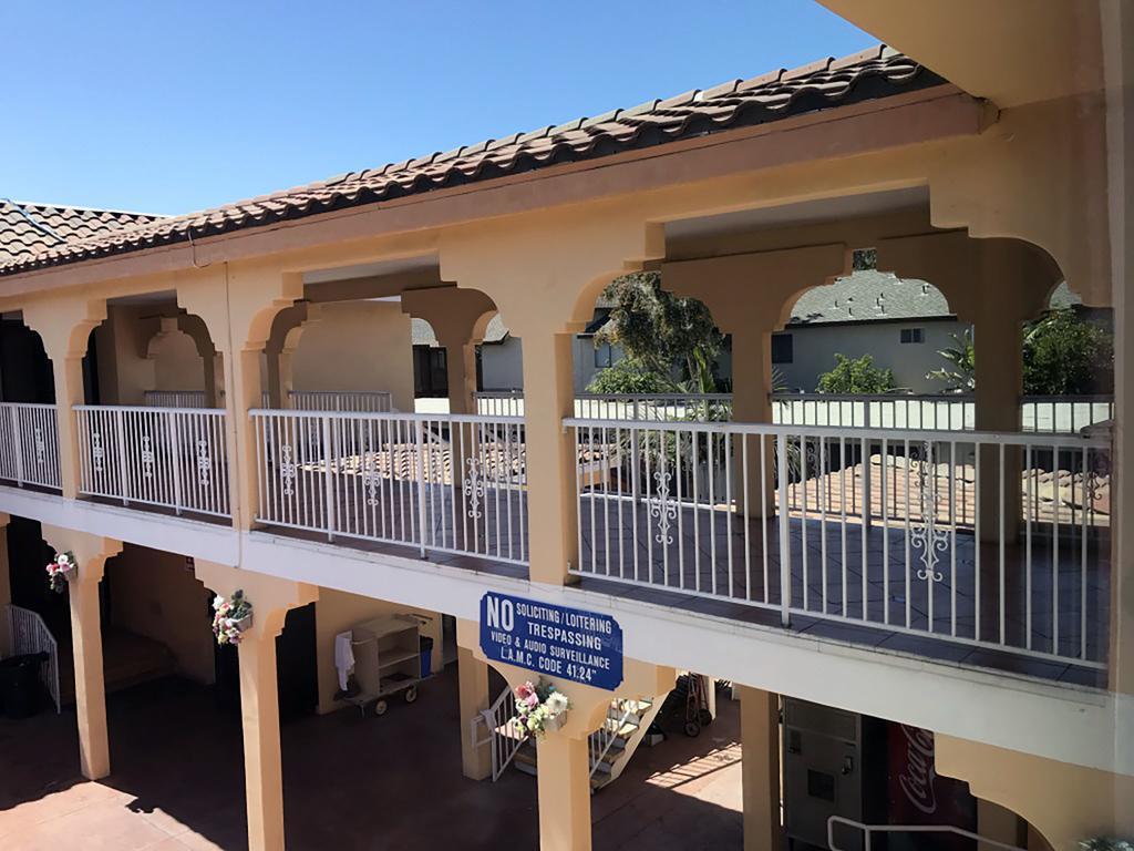 Starlight Inn Canoga Park Los Angeles Exterior photo